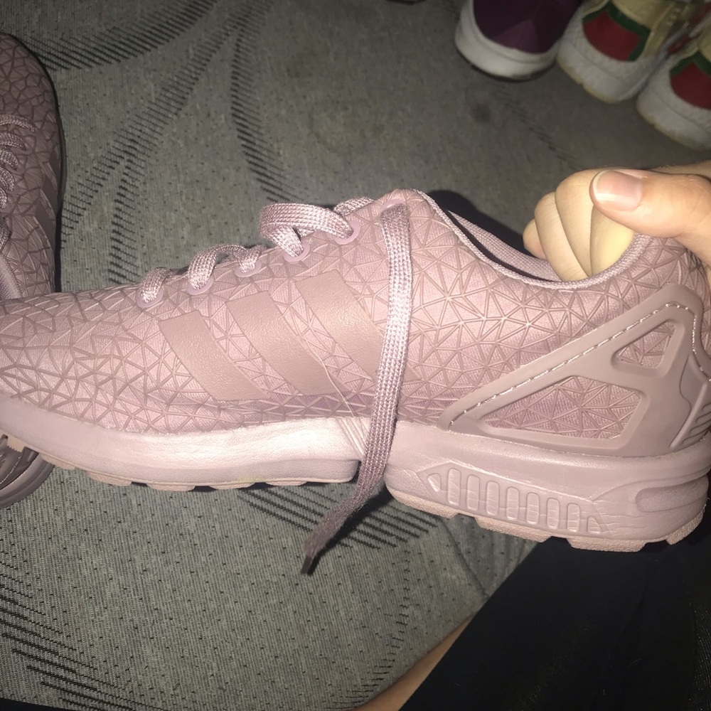 Adidas women’s size 9